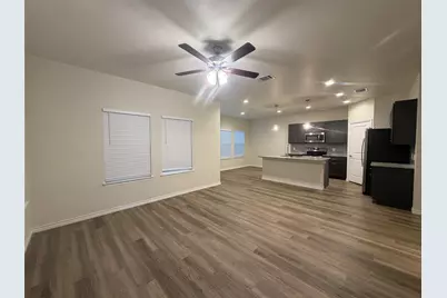 510 Whirlaway Drive #A, Jarrell, TX 76537 - Photo 4