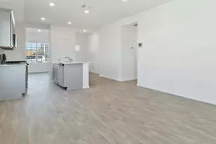 121 Palestine Trl, Kyle, TX 78640 - Photo 8