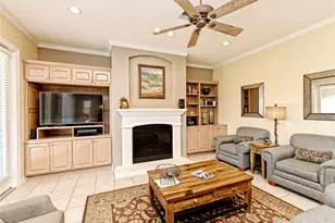 8212 Barton Club Dr, Austin, TX 78735 - Photo 6