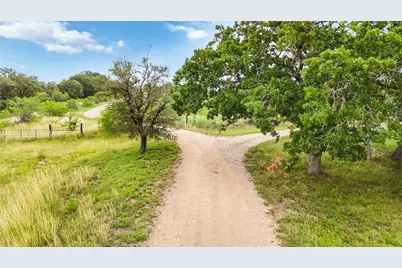 227 Henderson Lane, Lockhart, TX 78644 - Photo 36
