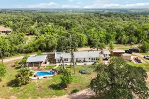 227 Henderson Ln, Lockhart, TX 78644 - Photo 36