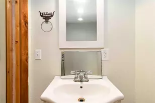 227 Henderson Ln, Lockhart, TX 78644 - Photo 18