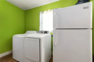 227 Henderson Ln, Lockhart, TX 78644 - Photo 32