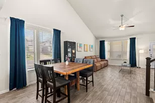548 Purple Heart Dr, Buda, TX 78610 - Photo 4