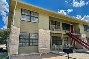 102 Lady Bird Ln, San Marcos, TX 78666 - Photo 4