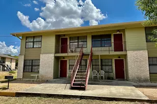 102 Lady Bird Ln, San Marcos, TX 78666 - Photo 2