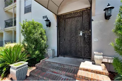 910 Duncan Lane #35, Austin, TX 78705 - Photo 20
