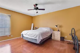 910 Duncan Ln, Austin, TX 78705 - Photo 12
