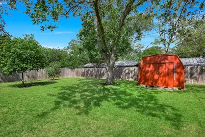 8012 Stillwood Lane, Austin, TX 78757 - Photo 18