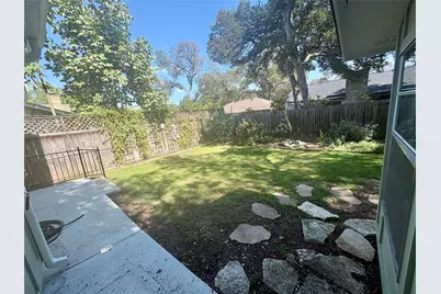 2512 Baxter Drive, Austin, TX 78745 - Photo 28