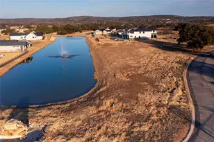 56 Clearwater Dr, Kingsland, TX 78639 - Photo 4