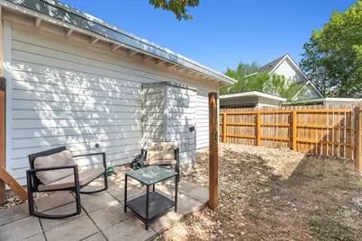904 Plateau Circle, Austin, TX 78745 - Photo 24