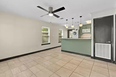904 Plateau Circle, Austin, TX 78745 - Photo 6