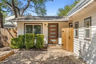 904 Plateau Cir, Austin, TX 78745 - Photo 2