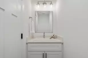 605 Harris Ave, Austin, TX 78705 - Photo 24