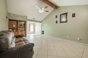 1713 Parkside Cir, Round Rock, TX 78664 - Photo 4