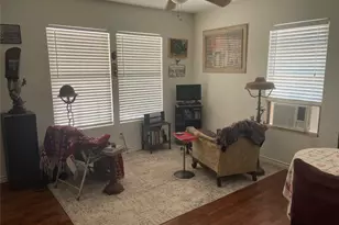 1115 Mark St, Austin, TX 78721 - Photo 4