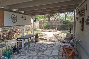 1115 Mark St, Austin, TX 78721 - Photo 8