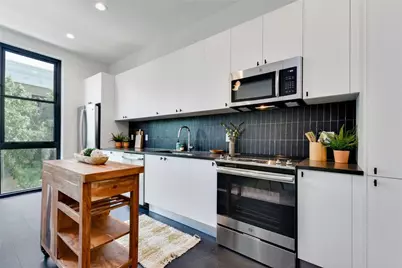 800 Embassy Drive #416, Austin, TX 78702 - Photo 2