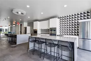800 Embassy Dr, Austin, TX 78702 - Photo 16
