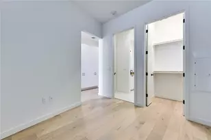 800 Embassy Dr, Austin, TX 78702 - Photo 6