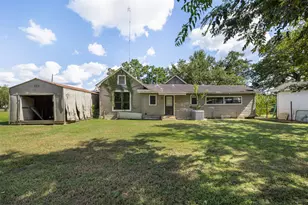 488 7th St, Somerville, TX 77879 - Photo 24
