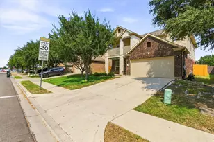 706 Irvin Dr, San Marcos, TX 78666 - Photo 2