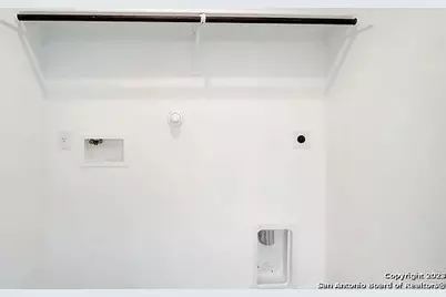 10707 Margarita Loop, San Antonio, TX 78109 - Photo 16