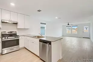 10707 Margarita Loop, San Antonio, TX 78109 - Photo 4