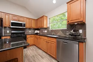 118 Chestnut Ct, Georgetown, TX 78633 - Photo 8