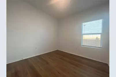13604 Menard Way, Elgin, TX 78621 - Photo 10