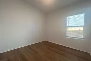 13604 Menard Wy, Elgin, TX 78621 - Photo 10