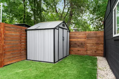 5204 Samuel Huston Avenue, Austin, TX 78721 - Photo 34