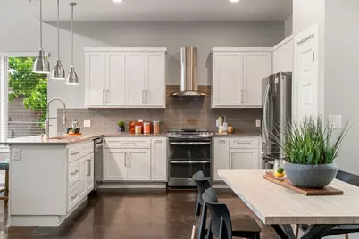 5204 Samuel Huston Avenue, Austin, TX 78721 - Photo 14