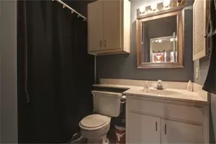 106 E 30th St, Austin, TX 78705 - Photo 4