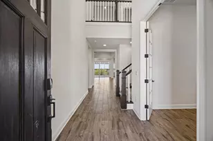 13113 Cardinal Flower Dr, Austin, TX 78739 - Photo 2