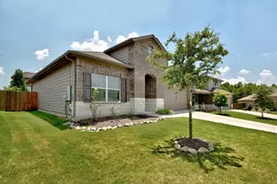 421 Pentire Way, Hutto, TX 78634 - Photo 2