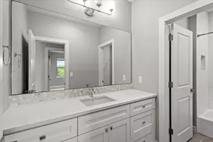 913 Stobaugh St, Austin, TX 78757 - Photo 28