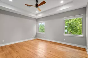 913 Stobaugh St, Austin, TX 78757 - Photo 30