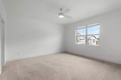 913 Stobaugh Street #B, Austin, TX 78757 - Photo 36