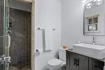 2504 Wildgrove Drive, Austin, TX 78704 - Photo 16