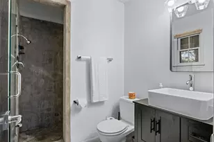 2504 Wildgrove Dr, Austin, TX 78704 - Photo 16