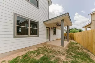 122 W Kikipua Ln, Bastrop, TX 78602 - Photo 18