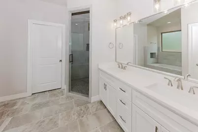 122 W Kikipua Lane, Bastrop, TX 78602 - Photo 12