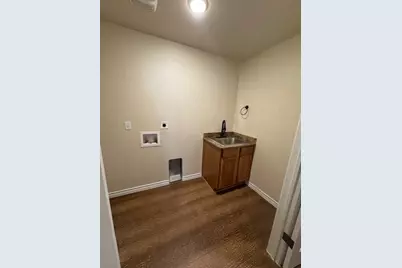 101 Calvin Smith Lane #B, Jarrell, TX 76537 - Photo 12