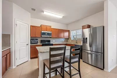 505 Circle Way #6D, Jarrell, TX 76537 - Photo 8