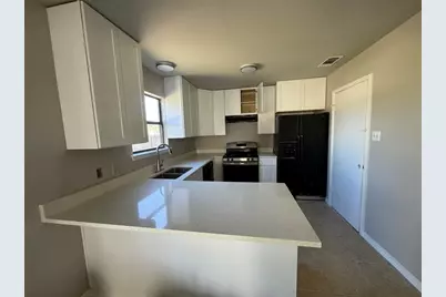 1106 York Castle Drive, Pflugerville, TX 78660 - Photo 4