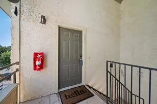 506 W San Antonio St, San Marcos, TX 78666 - Photo 4