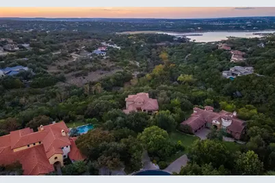 111 Sendera Bonita, Lakeway, TX 78734 - Photo 22