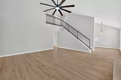 11202 Balcones Woods Cove, Austin, TX 78759 - Photo 6